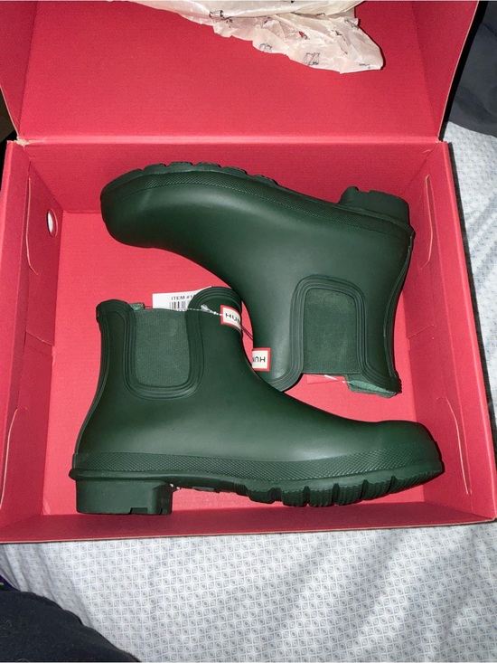 Hunter Shoes - Hunter Short Chelsea Rain Boots in Dark Green